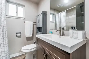 New Remodeled Private 1BR Downtown - 4 - Image 4