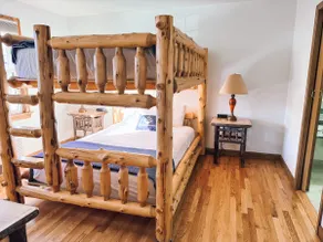 Guesthouse at Pinemark® - Image 2