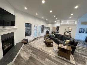 Private Heated Pool, Hot Tub, Excellent Location - Image 5