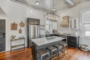 The Baxter 1 brm Luxury Downtown Jefferson Condo - Image 5