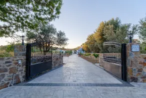 Lefkathia Beach Villa - Gated Beach-Front Private Villa at Lefkathia Beach, Chios! - Image 2