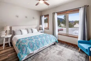 Modern Glacier Getaway - 2 bed/2 bath - Image 2