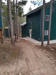 Large Mountain Cabin with Creature Comforts - Image 4