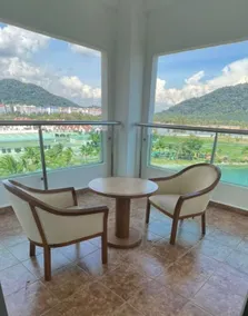 3 Bedroom Bathtub FOC CarPark Marina Island Perak - Image 4
