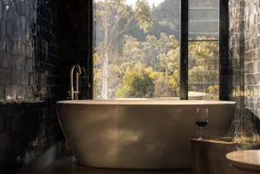 Wambal Cabin - luxury in the wilderness - Image 3