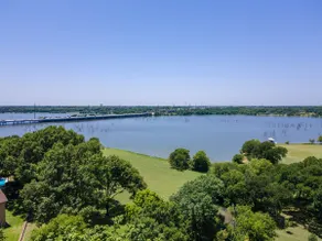 Lake view 3-bedroom home on Lake Ray Hubbard! - Image 5
