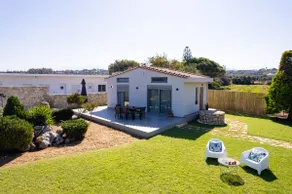 Theros Residence | 2-Bedroom & Garden | 300m Beach - Image 5