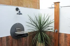 Lovely apartment with a patio, a few meters from the train - Image 4