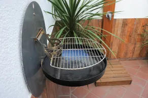 Lovely apartment with a patio, a few meters from the train - Image 5