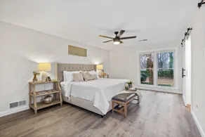 Cozy Ranch House near Towne Lake w King Bed & More - Image 4
