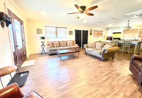 Open layout apartment in PeRfEcT Lake Charles area - Image 2