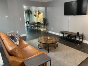 Lovely 3 Bedroom, Recently Updated, Great Location - Image 3