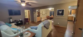 Beautiful Ranch Home in Quiet Neighborhood - Image 2