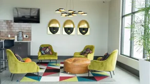 Ju'Elle Blue Luxury One Bedroom Apartment! - Image 5