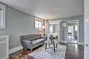 Open Space 1 BR W/ In-Unit Laundry Near Downtown - Image 3
