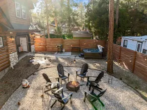 Corner Cabin • AC • Spa • Game room • Dog Friendly - Image 2