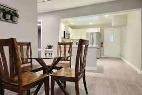 Walk to Downtown Livermore: 3-bedroom home - Image 5