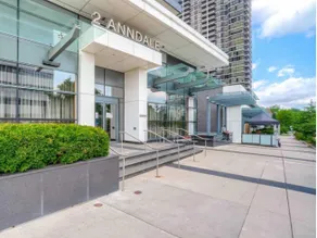 Luxury Lower PH , 3 Bed/2.5 Bath Yonge & Sheppard - Image 2
