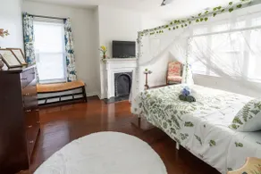 Garden Penthouse in RVA! 3 Bedroom, 3 Bath! - Image 4