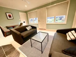Two Bedroom Two Spa Cottage - Image 4