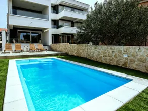 Imperial Apartment with Private Pool - Image 5