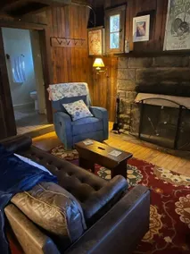 Retro River Otter Cottage River View, sleeps 4 - Image 4