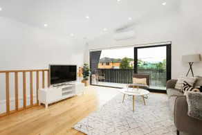 Stylish 2BR Home w/ Balcony + Parking • Yarraville - Image 2