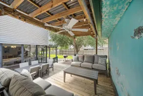 Cozy Home Near Kemah Boardwalk with Game Room - Image 4