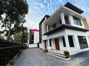 Urbane Cove 2: Furnished AC Apt - Image 4
