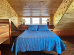 Beautiful bungalow three blocks from Lake Michigan - Image 2