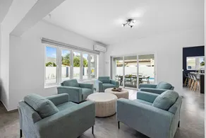 NEW 6 Bedroom Villa 2min Eagle Beach & Palm Beach - Image 4