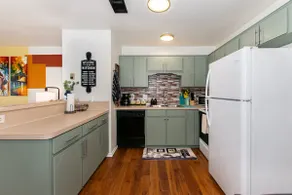 Corporate-Ready 2BR | Fast Wi-Fi | Near Fort Hood - Image 3