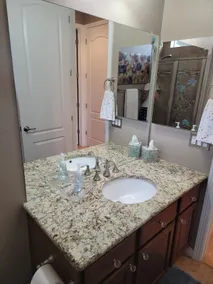 Lovely 1 bedroom attached apartment - Image 5