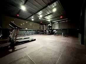 2-story loft | Gym, coworking and breakfast - Image 5