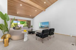 The Gallery - Architectural Designer's Retreat - Image 4