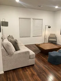 Serene, Modern new home - great for Corporate - Image 3