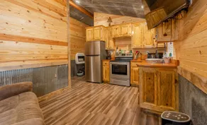 Echo Bluffs Cabin in Eminence, MO - Image 4