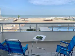Oceanfront apartment with large balcony, pool, wifi - Image 4