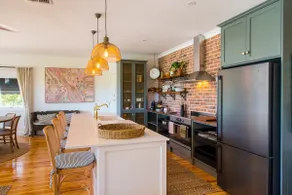 Sultana - Maximalist accommodation in McLaren Vale - Image 3