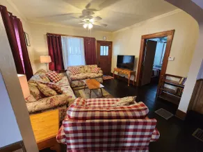 Shawnee National Forest Green Door Getaway - Image 4