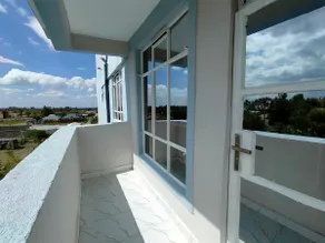 One bedroom unit with a view, free WiFi & parking - Image 5