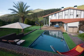 MARKAIDA HOUSE WITH POOL - Image 2