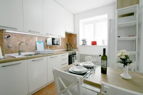 Magritte Business grade comfortable apartment. - Image 4
