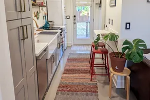 Adorable studio guesthouse. - Image 4