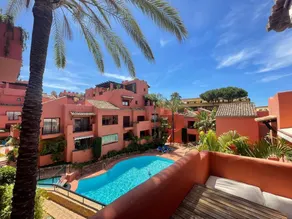 Vacker lägenhet i Marbella Elviria-området nära stranden - Image 2