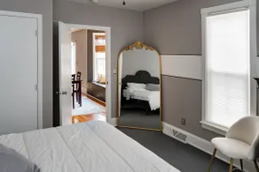 2nd floor loft near the lake! - Image 3
