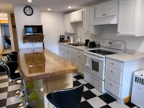 Holiday Town Home - Westville - Image 5