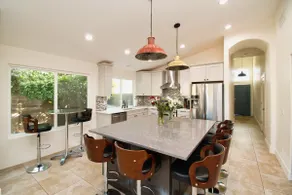 Gilbert Ranch Retreat & Non Heated Pool. Walk to Shops and Restaurants. - Image 3