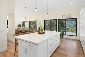 Walk to Wine Tasting House w/ View 4BD/3.5BA - Image 4