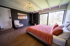 4 Bedroom fun house - spa, sauna, fire pits & more - Image 2